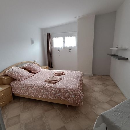 Le Relais De Cap De Pin Bed & Breakfast Solférino Екстериор снимка